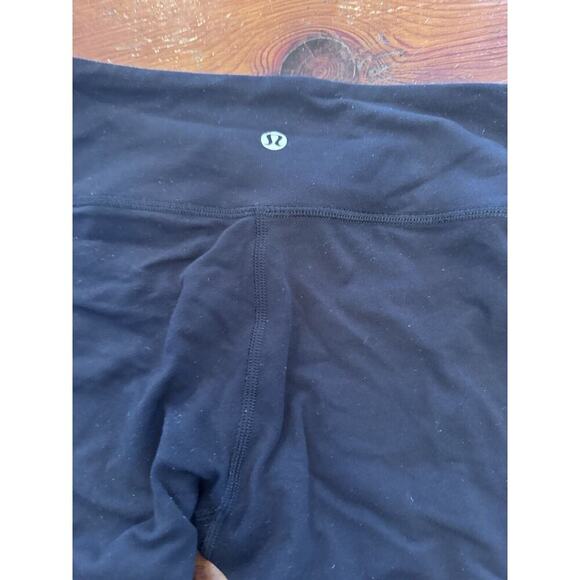 Lululemon Cropped Leggings Size 4 Black - Picture 6 of 10